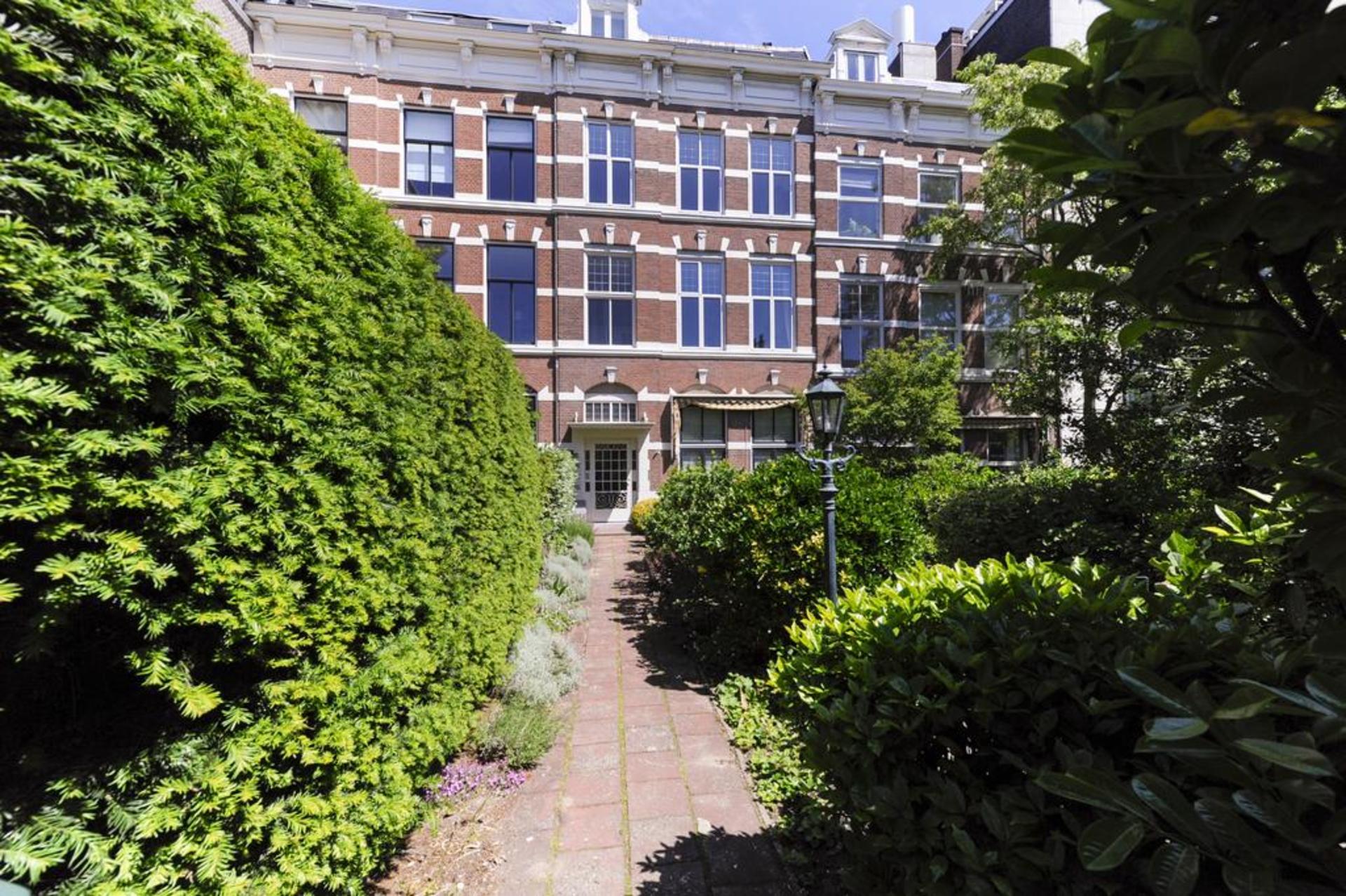 Bankastraat 135  A